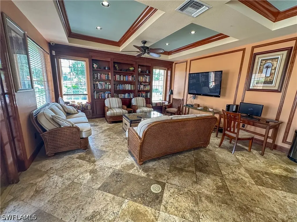 1250 Wildwood Lakes Boulevard Naples FL 34104
