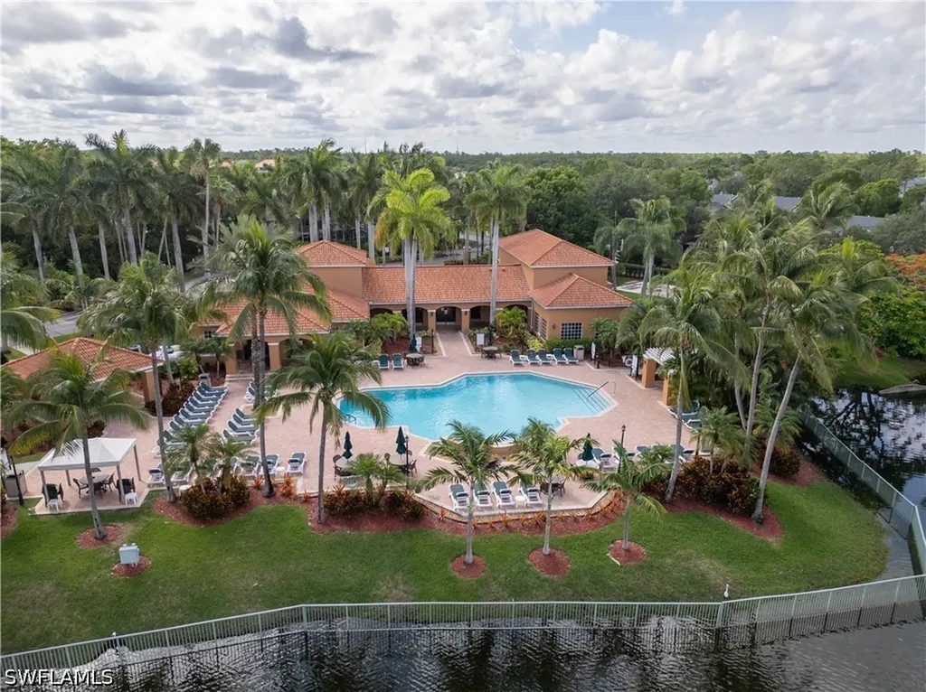 1250 Wildwood Lakes Boulevard Naples FL 34104