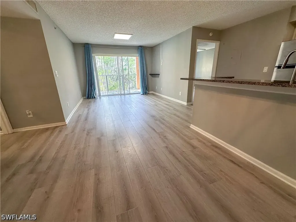 1250 Wildwood Lakes Boulevard Naples FL 34104