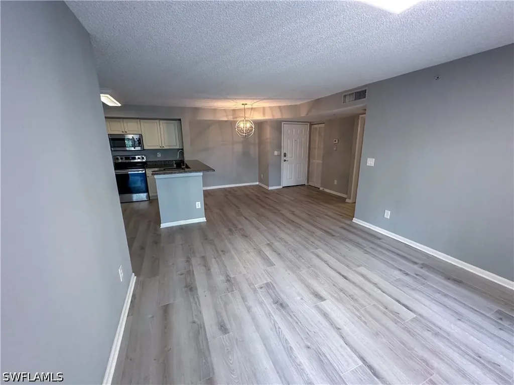 1250 Wildwood Lakes Boulevard Naples FL 34104