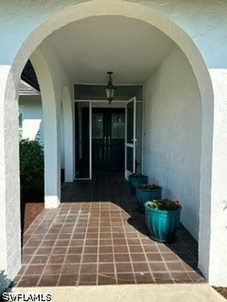 27124 Edenbridge Court Bonita Springs FL 34135