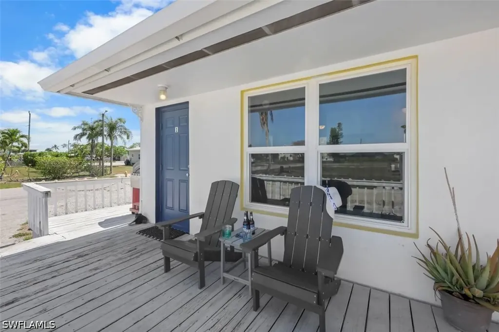 407 Mango Avenue Goodland Isles FL 34140