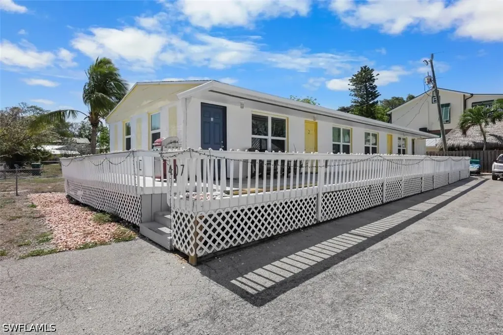 407 Mango Avenue Goodland Isles FL 34140