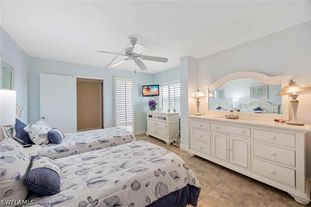 3443 Gulf Shore Boulevard N Naples FL 34103