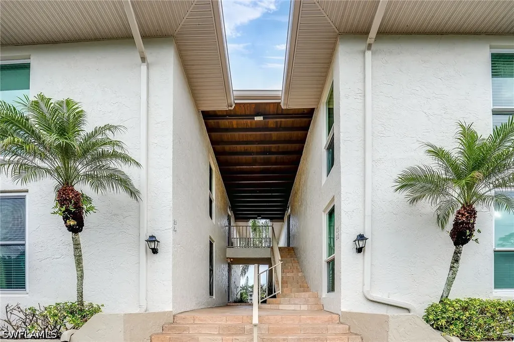 84 Georgetown Boulevard Naples FL 34112