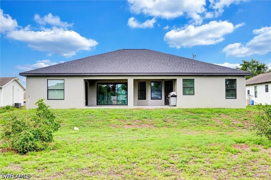 4015 6th Street W Lehigh Acres FL 33971