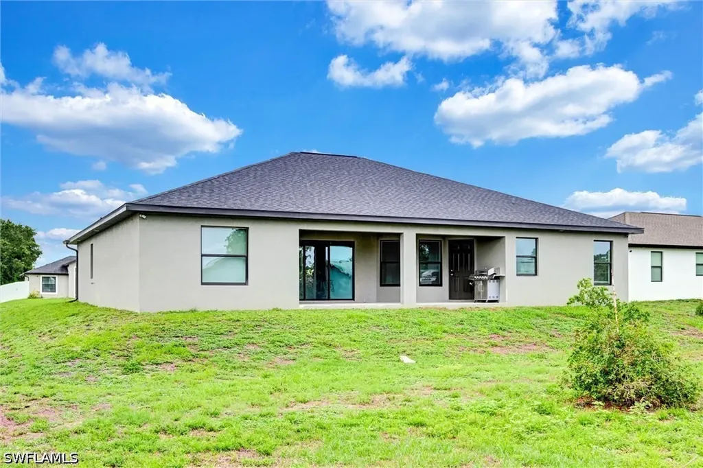 4015 6th Street W Lehigh Acres FL 33971