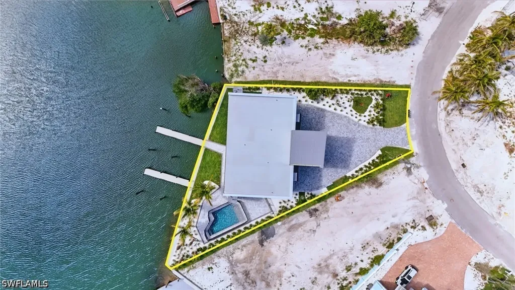 855 Lagoon Street Fort Myers Beach FL 33931