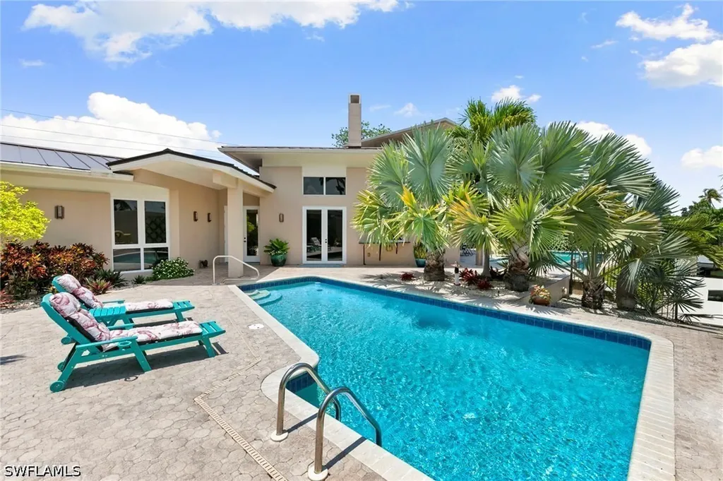 622 Bimini Avenue Marco Island FL 34145