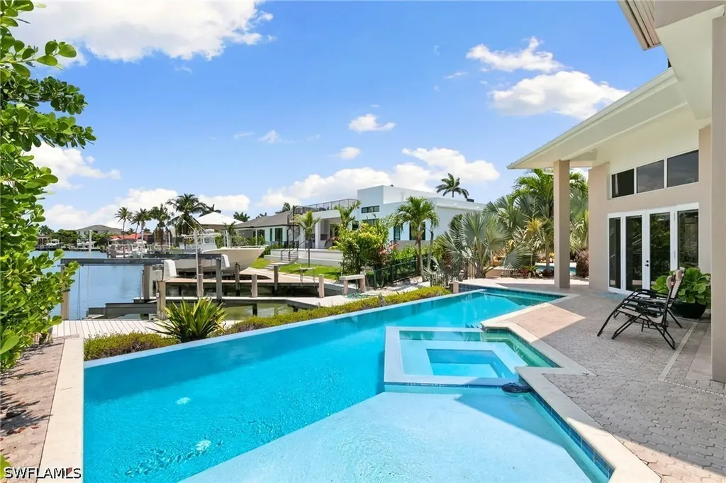 622 Bimini Avenue Marco Island FL 34145