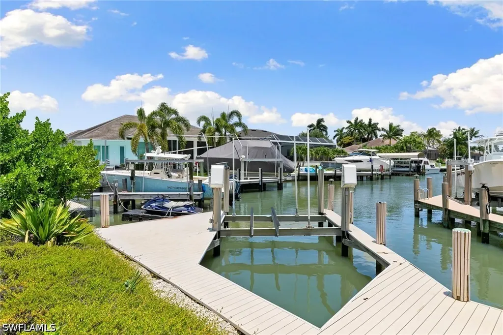 622 Bimini Avenue Marco Island FL 34145