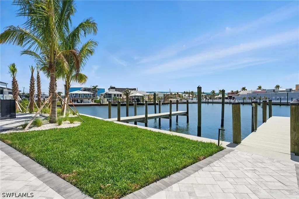 855 Lagoon Street Fort Myers Beach FL 33931