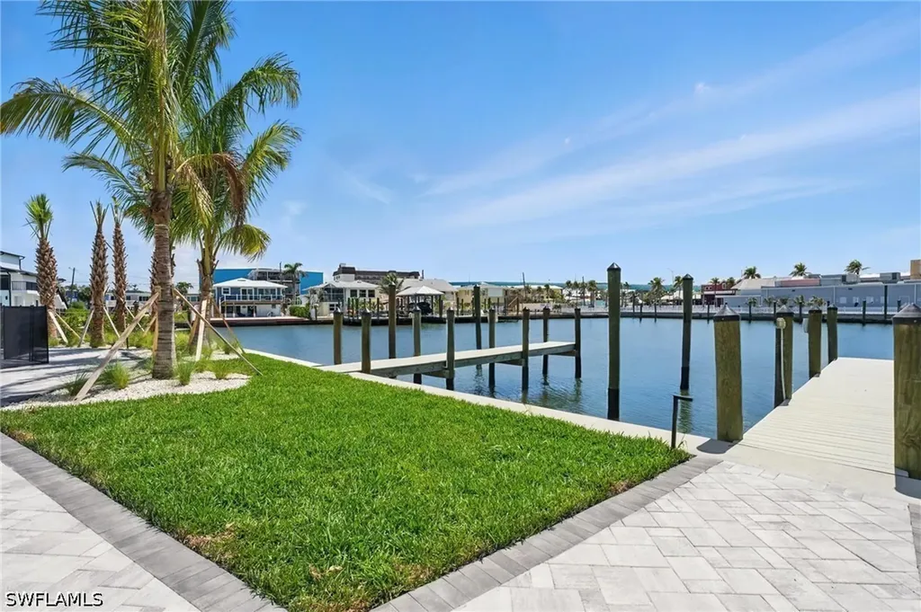 855 Lagoon Street Fort Myers Beach FL 33931