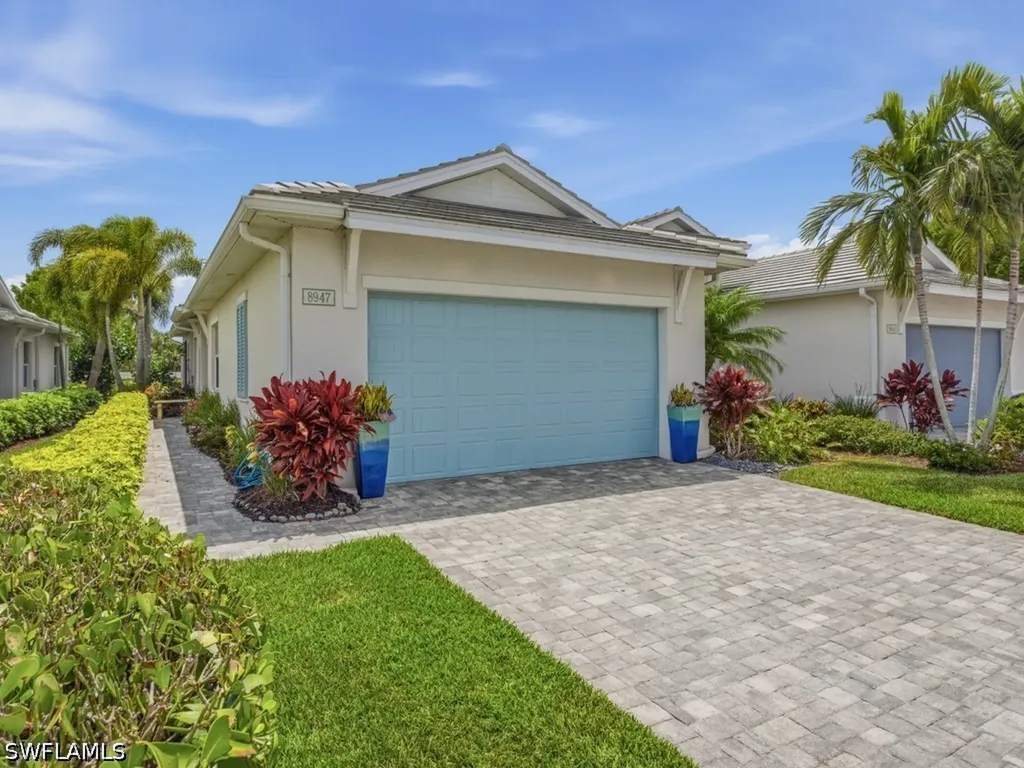 8947 Saint Lucia Drive Naples FL 34114