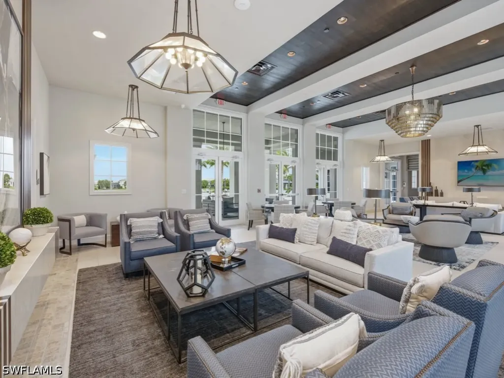 8947 Saint Lucia Drive Naples FL 34114