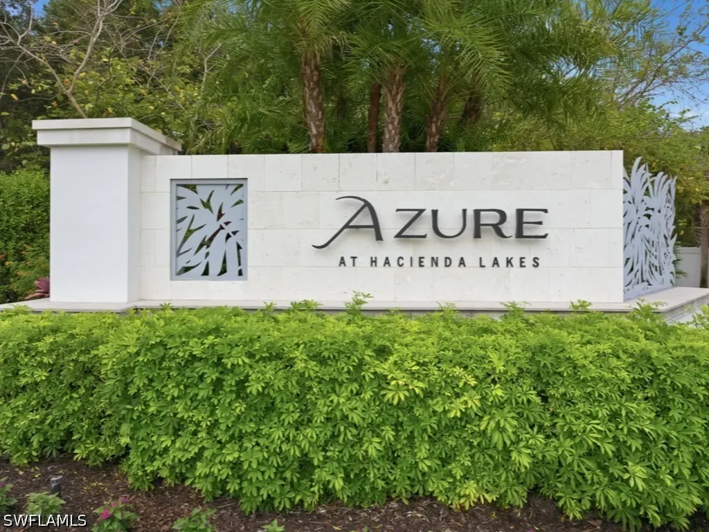 8947 Saint Lucia Drive Naples FL 34114