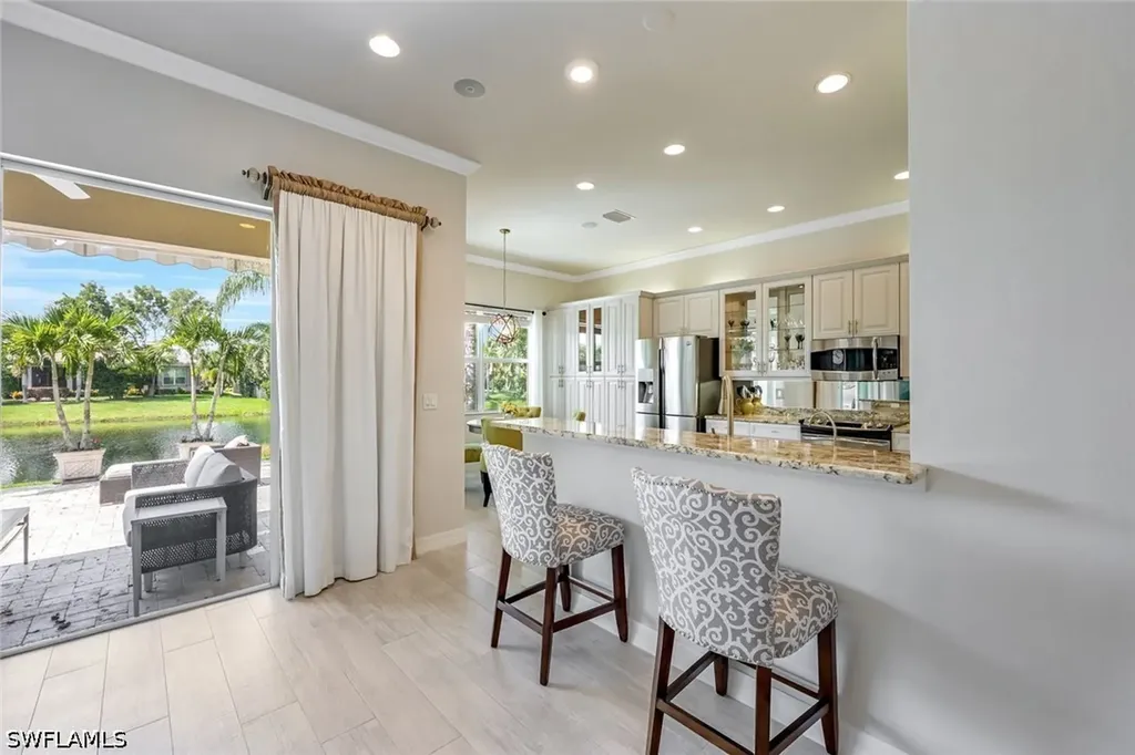 6582 Monterey Point Naples FL 34105