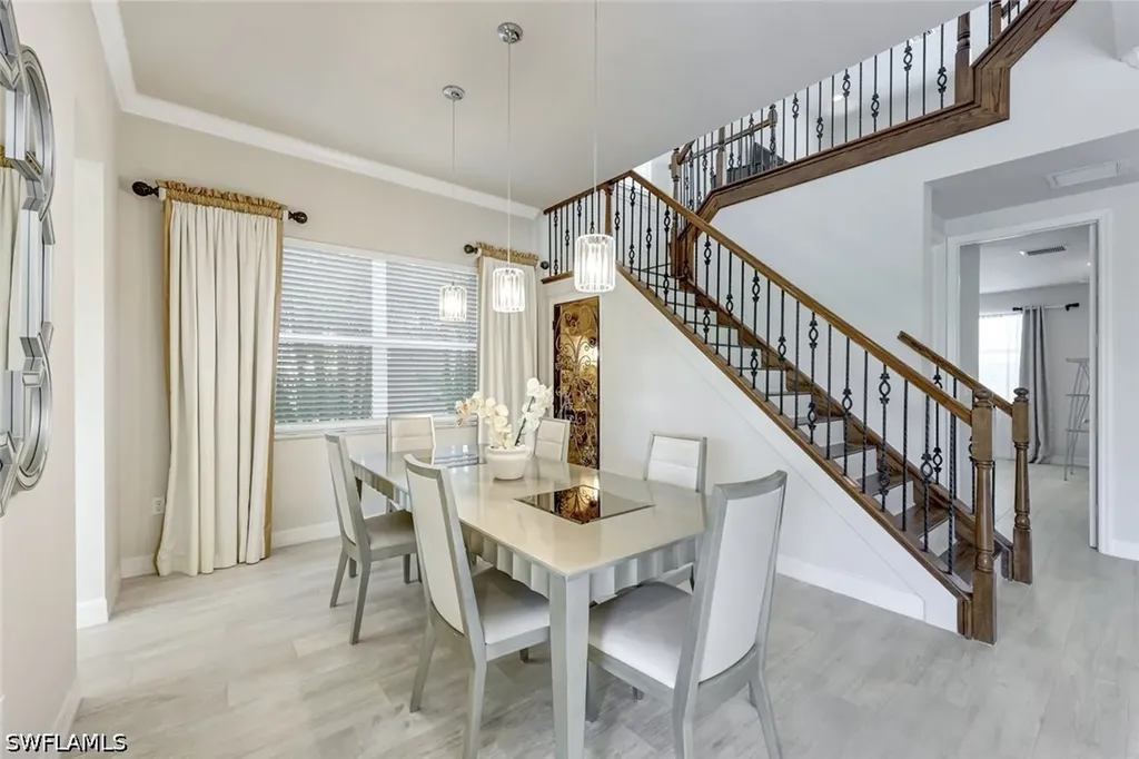 6582 Monterey Point Naples FL 34105