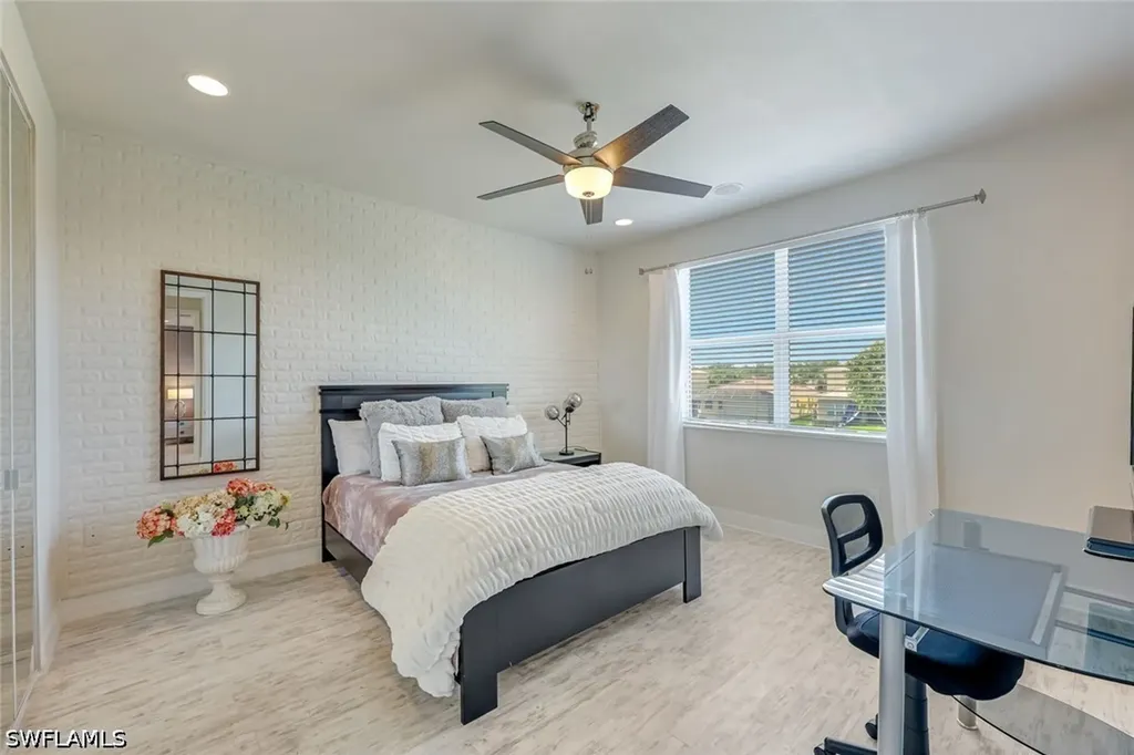 6582 Monterey Point Naples FL 34105