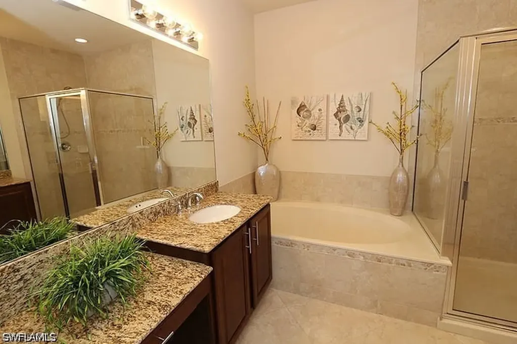 6525 Monterey Point Naples FL 34105