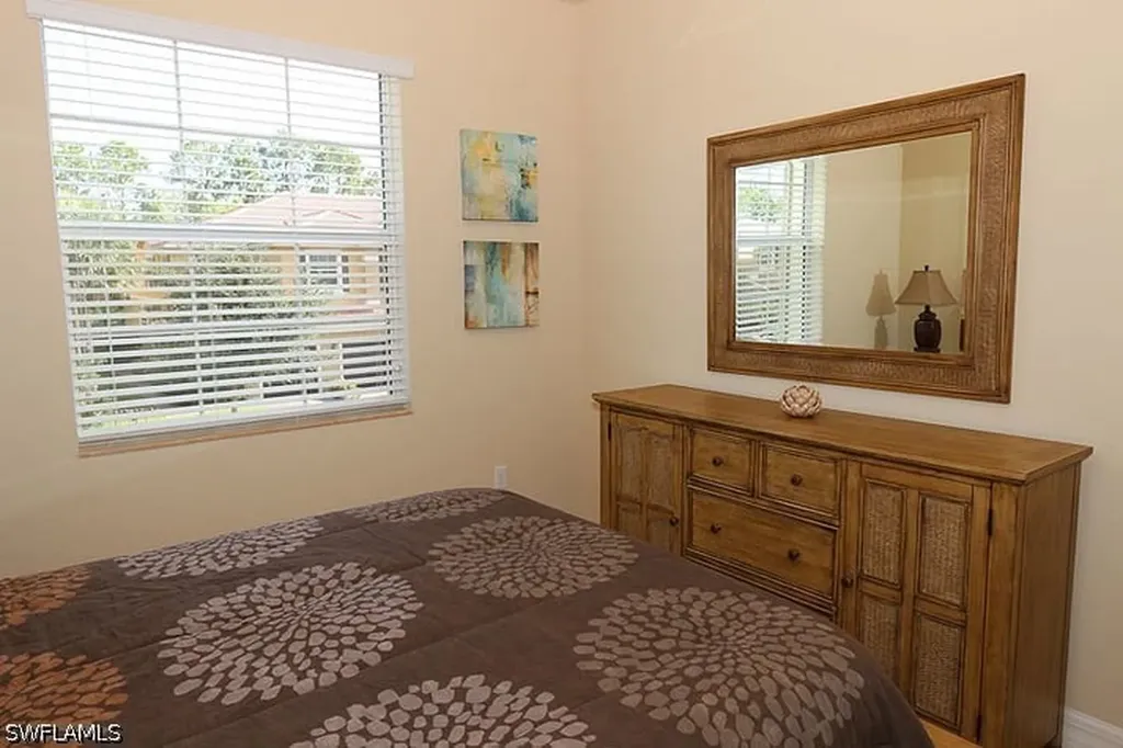 6525 Monterey Point Naples FL 34105