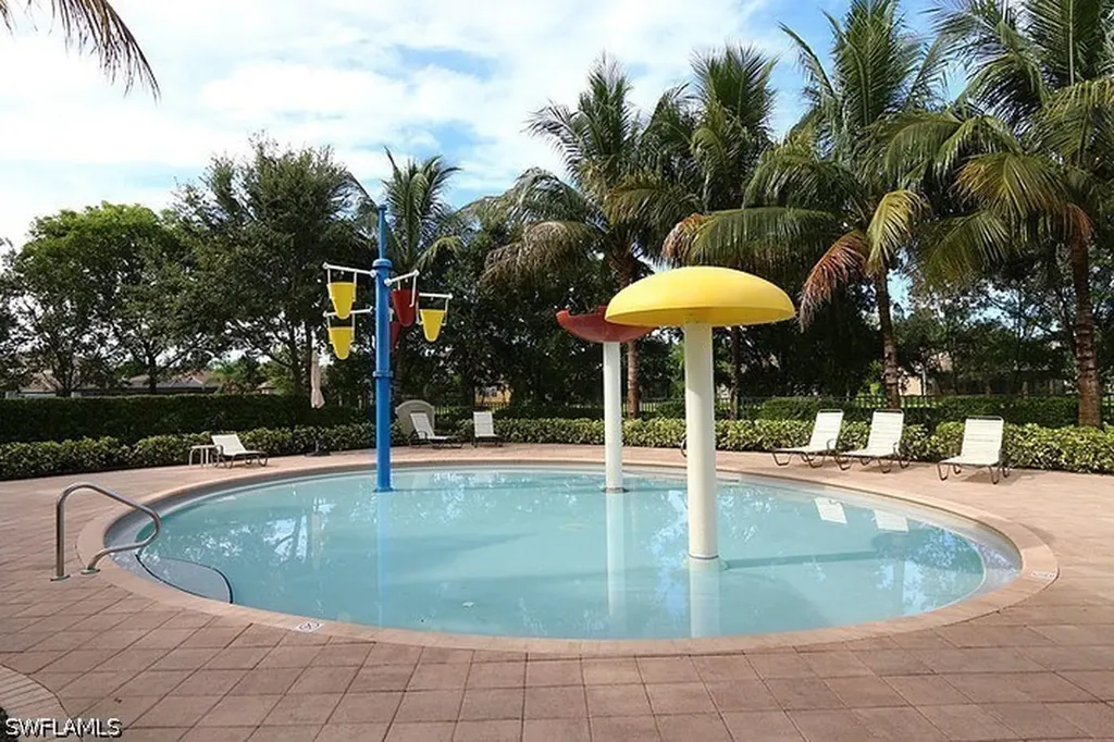 6525 Monterey Point Naples FL 34105