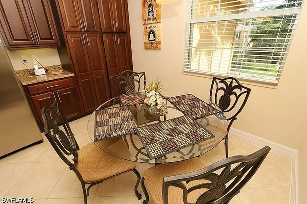 6525 Monterey Point Naples FL 34105