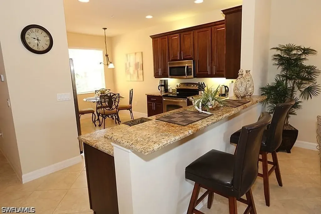 6525 Monterey Point Naples FL 34105