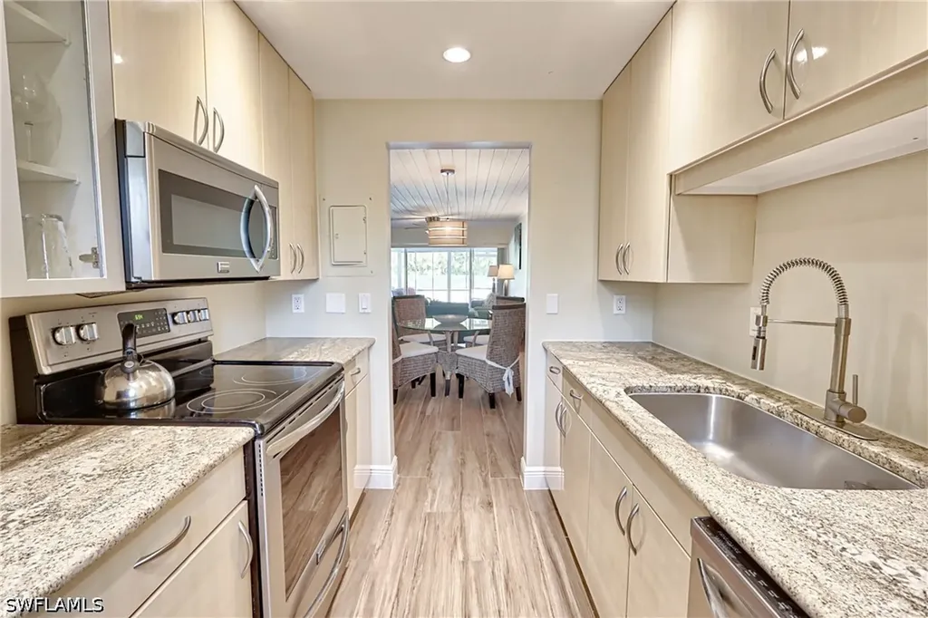820 Ketch Drive Naples FL 34103