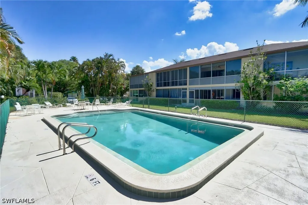 820 Ketch Drive Naples FL 34103