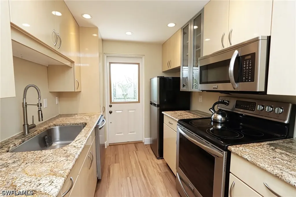 820 Ketch Drive Naples FL 34103