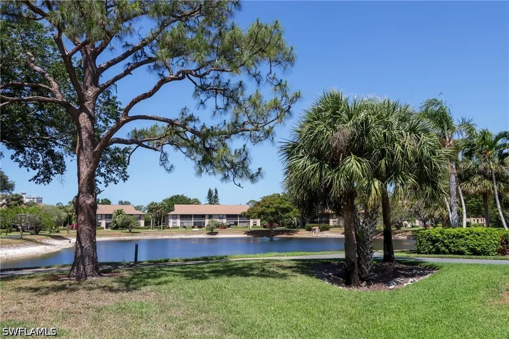505 Lake Louise Circle Naples FL 34110