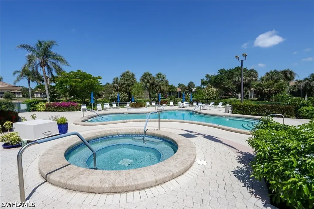 505 Lake Louise Circle Naples FL 34110