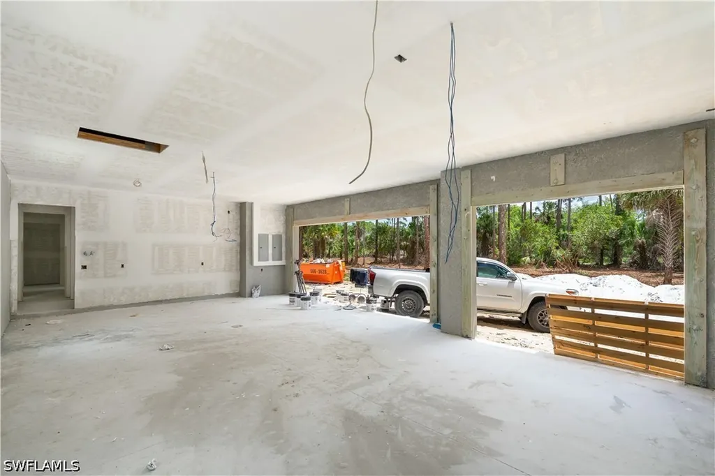3191 16th Avenue NE Naples FL 34120