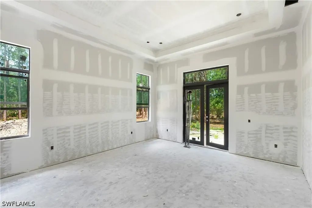 3191 16th Avenue NE Naples FL 34120