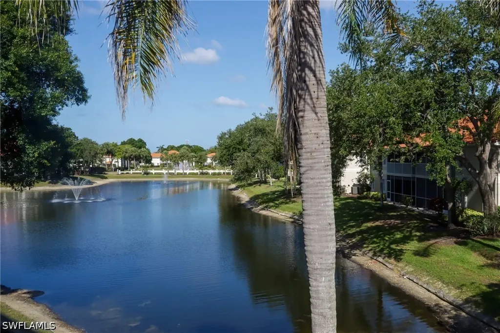 2585 Old Groves Road Naples FL 34109