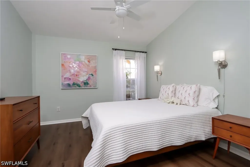 2585 Old Groves Road Naples FL 34109