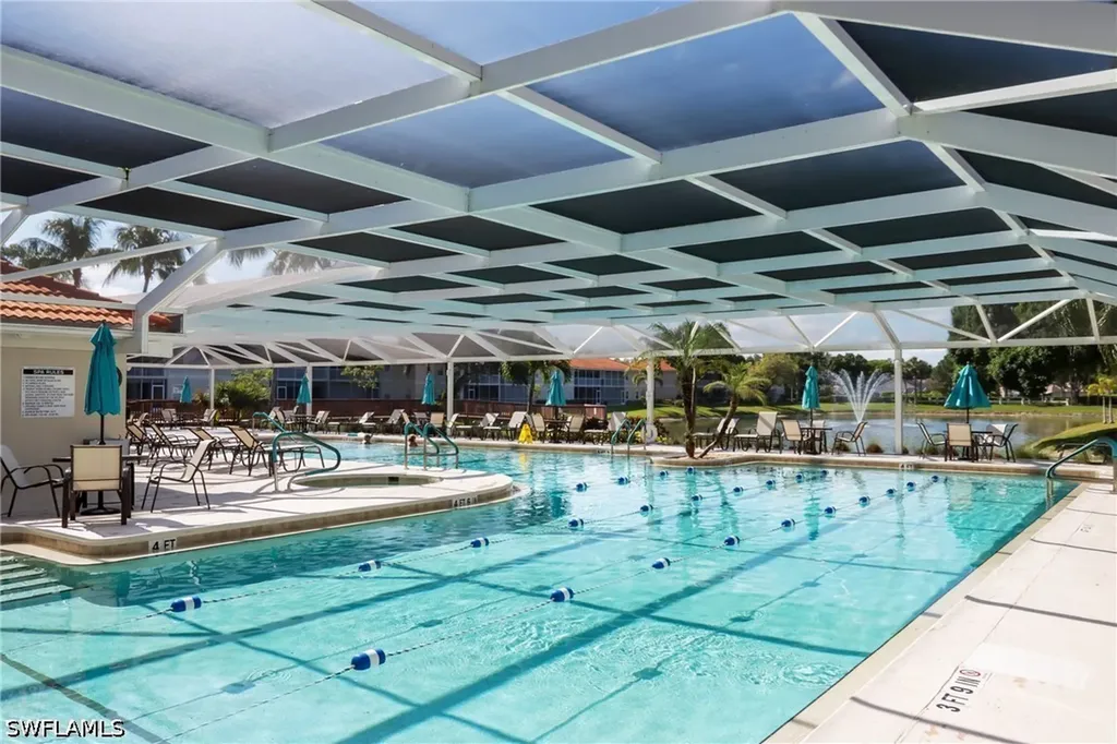 2585 Old Groves Road Naples FL 34109