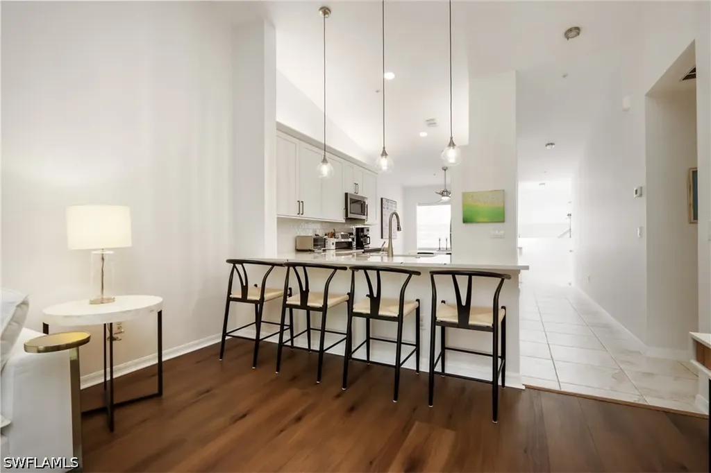 2585 Old Groves Road Naples FL 34109