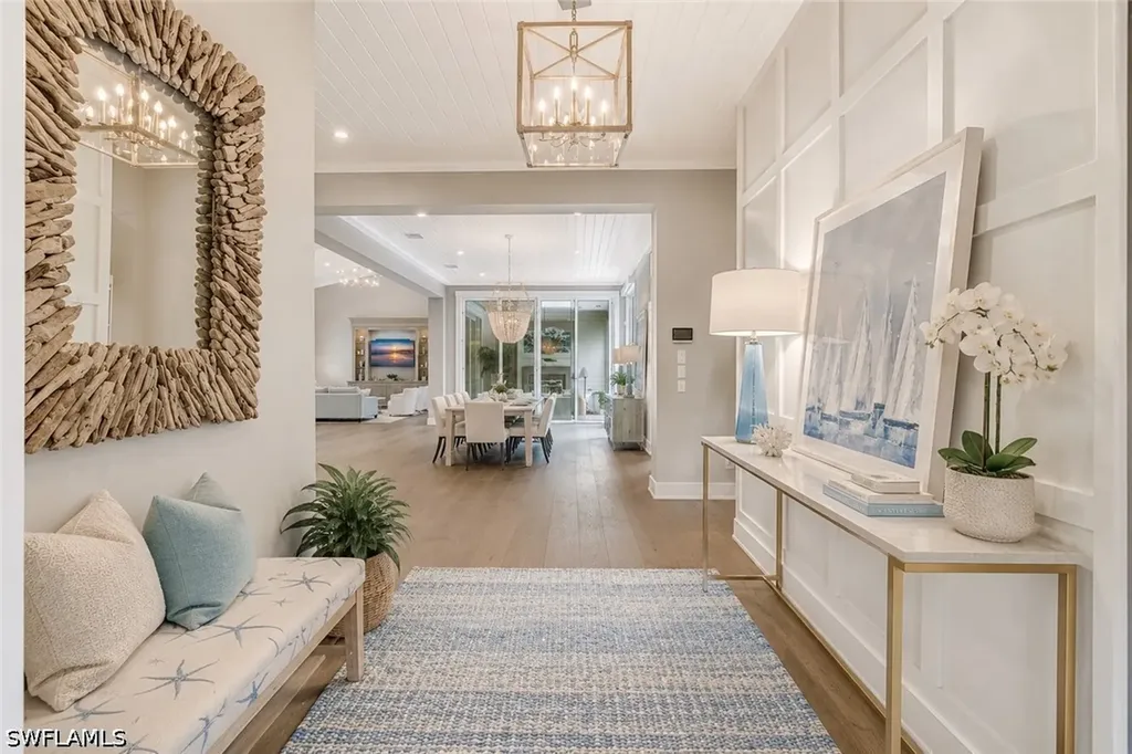 160 Broad Avenue S Naples FL 34102