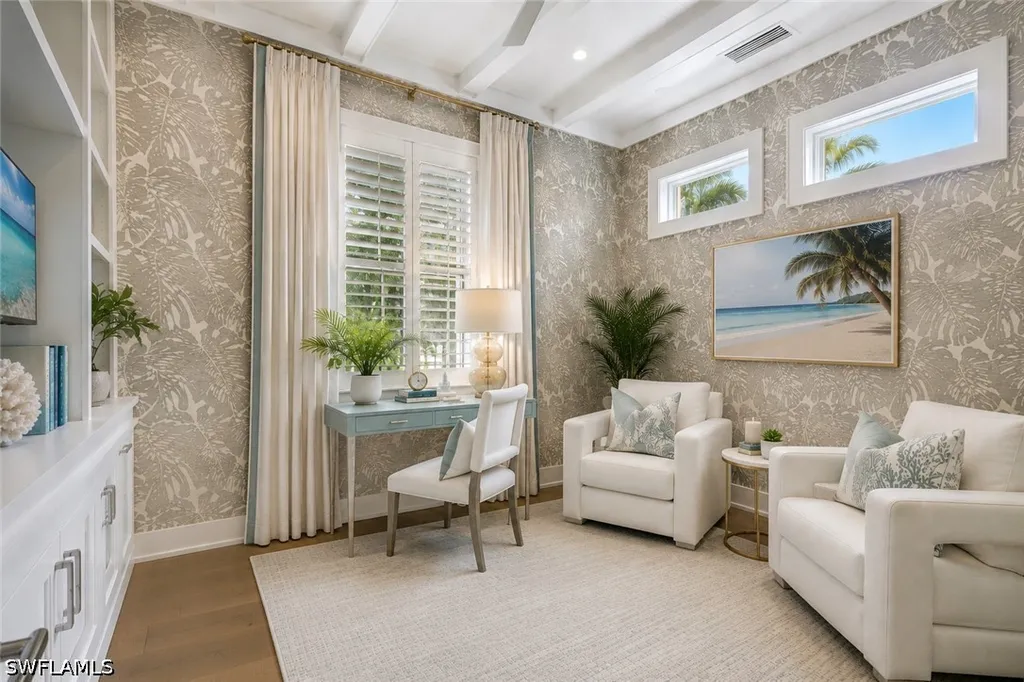 160 Broad Avenue S Naples FL 34102