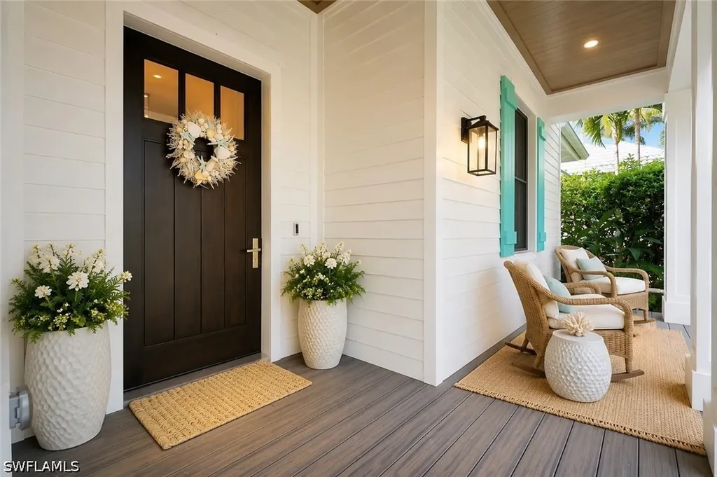 160 Broad Avenue S Naples FL 34102