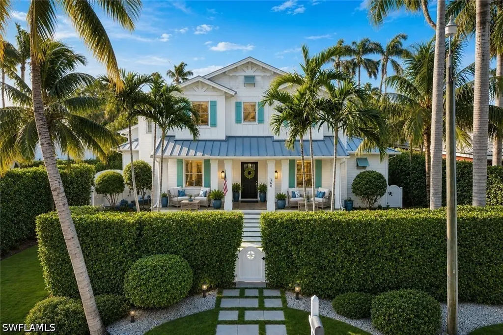 160 Broad Avenue S Naples FL 34102