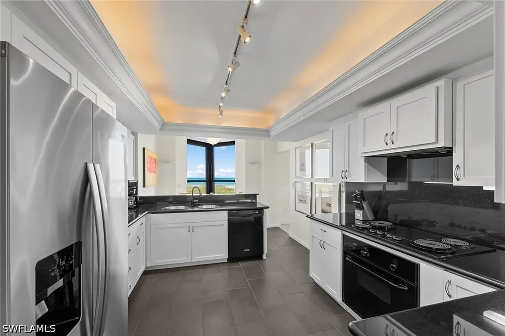 6001 Pelican Bay Boulevard Naples FL 34108
