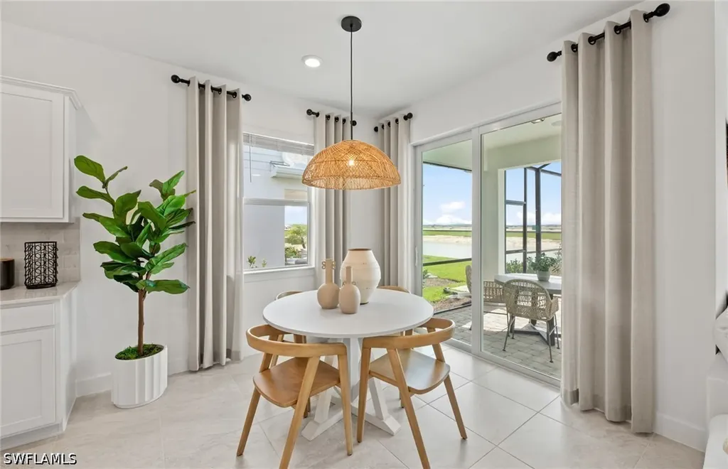 601 Oasis Lake Place Lehigh Acres FL 33936