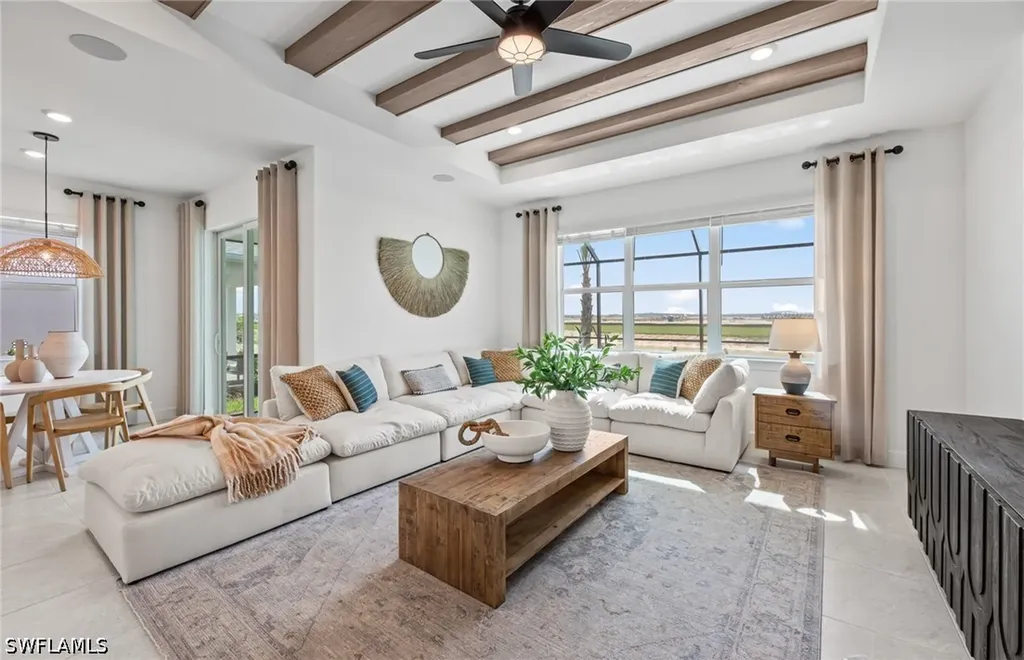 601 Oasis Lake Place Lehigh Acres FL 33936