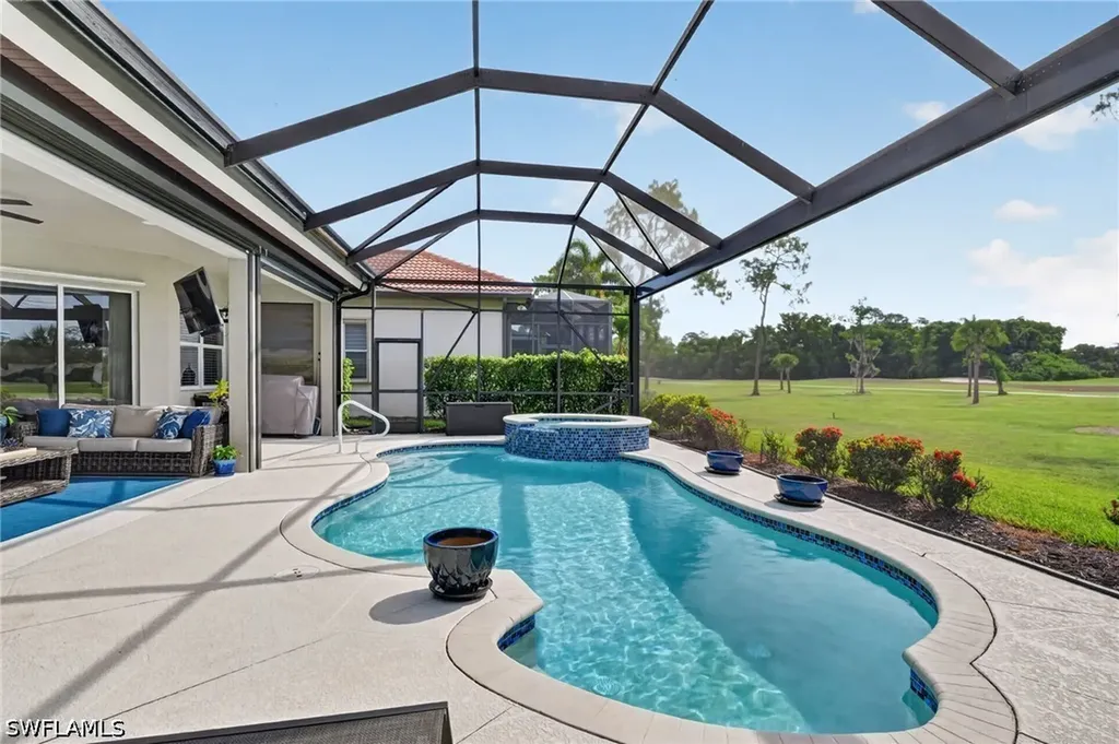 6040 Dogleg Drive Naples FL 34113