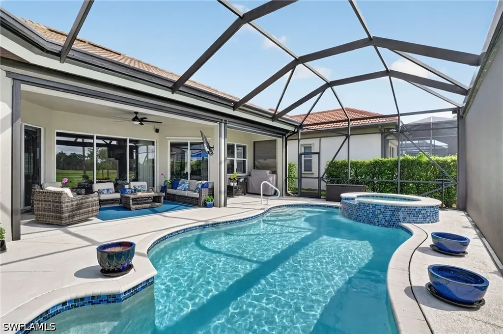 6040 Dogleg Drive Naples FL 34113