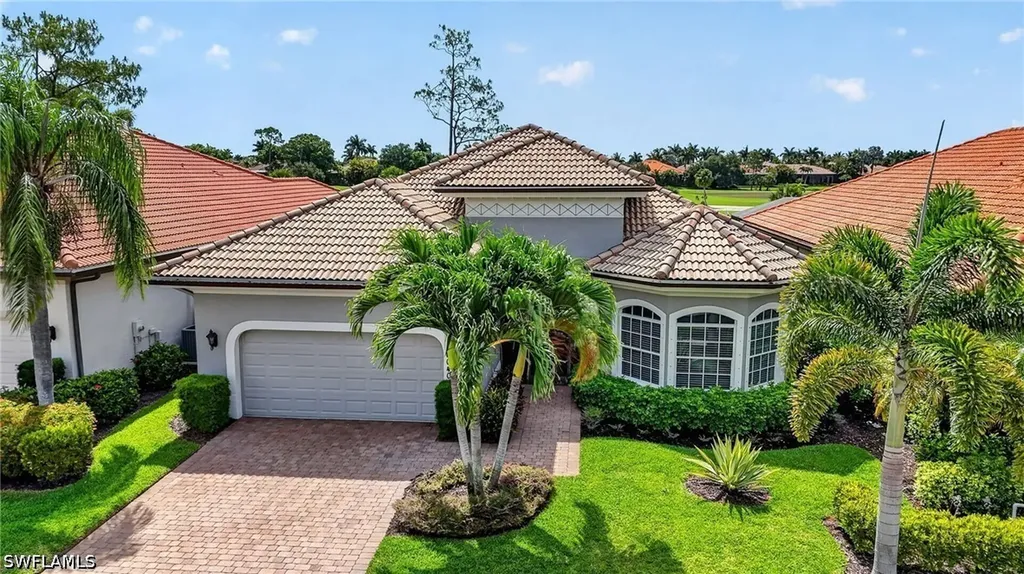 6040 Dogleg Drive Naples FL 34113