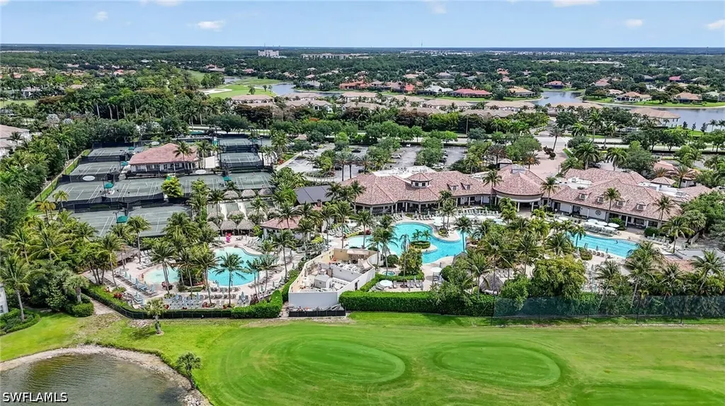 6040 Dogleg Drive Naples FL 34113